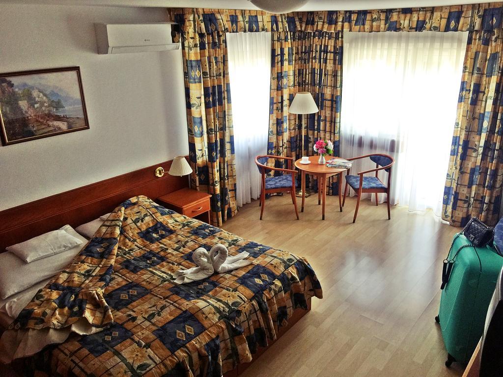 Vesta Apartments Heviz Room photo